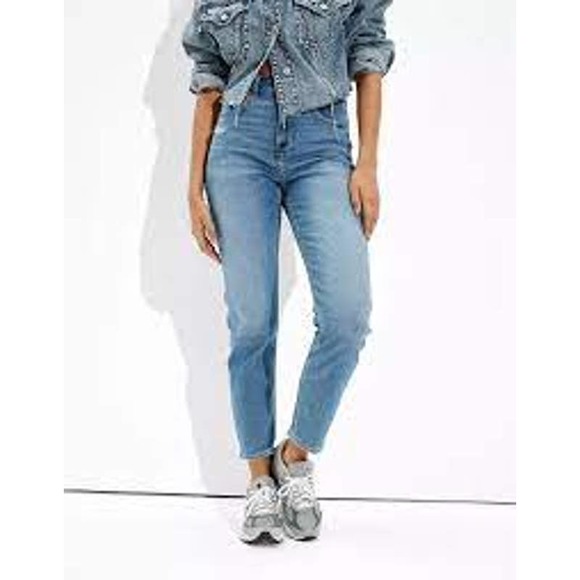 American Eagle Outfitters Denim - American Eagle AE Stretch Mom Jean Size 18 Long